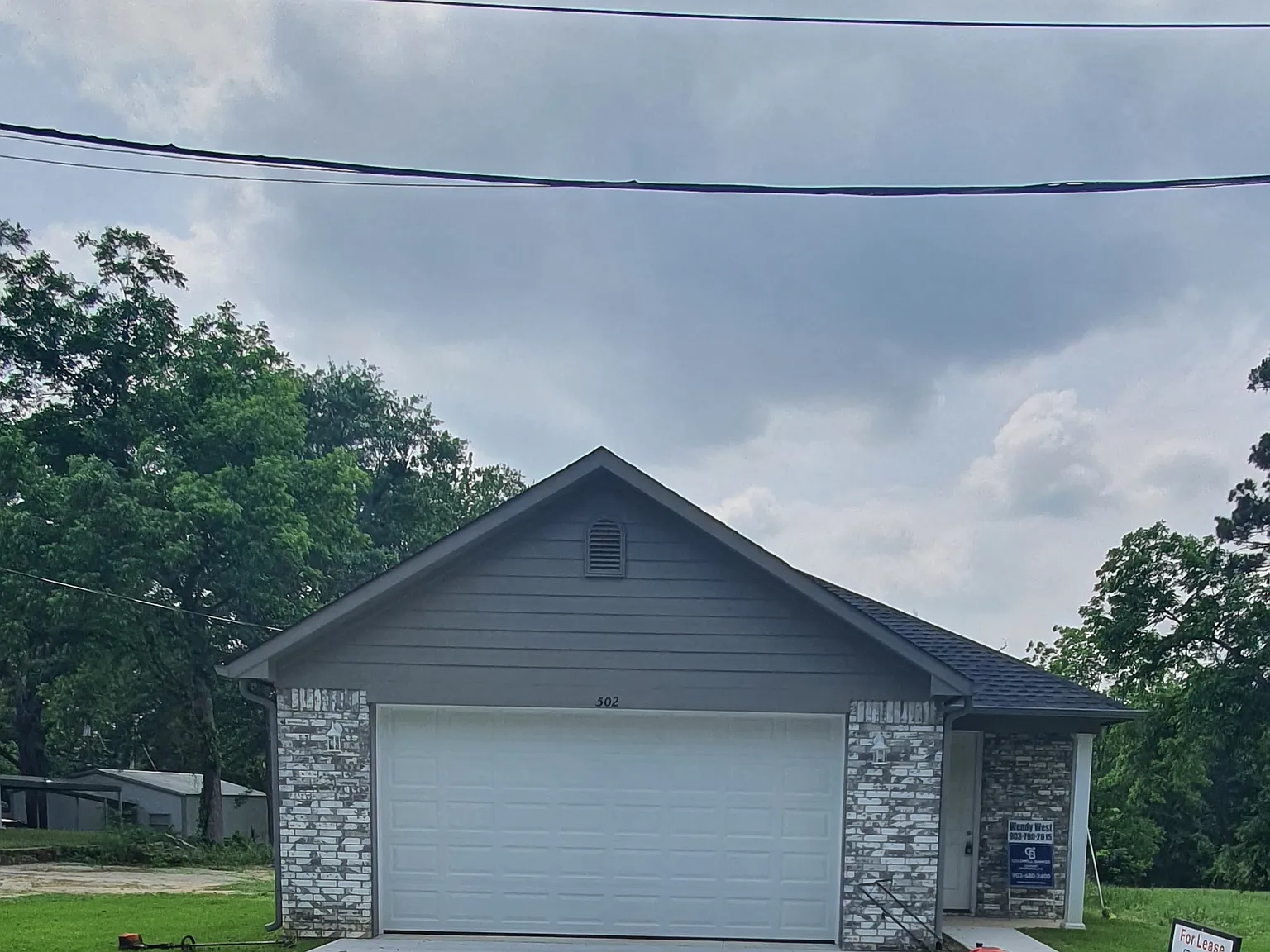 3 bed, $1,995 — Photo 1