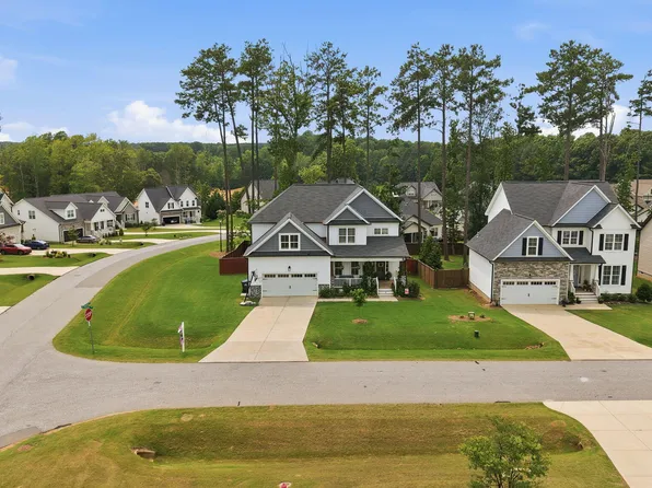 15 Kathleen Ct, Youngsville, NC 27596