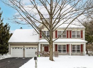 41 Navesink Dr, Pennington, NJ 08534