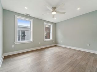 408 Greenwich St, Philadelphia, PA 19147