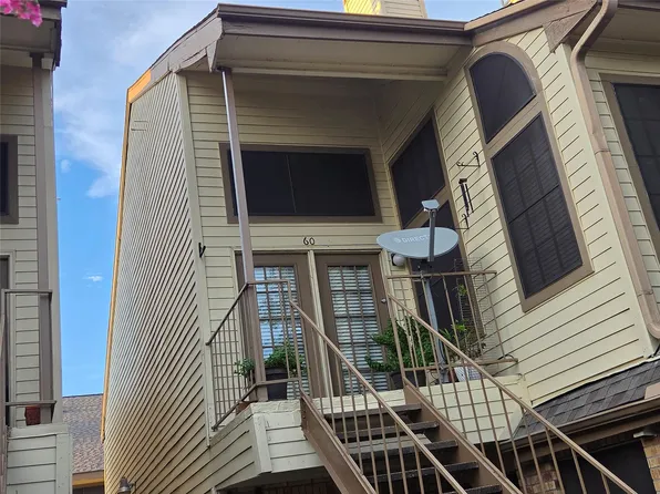 2425 Holly Hall St APT 60, Houston, TX 77054