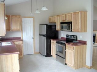 103 Douglas Ct #4, Harbinger, NC 27941