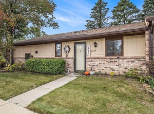 2265 N Milford Rd, Highland, MI 48357