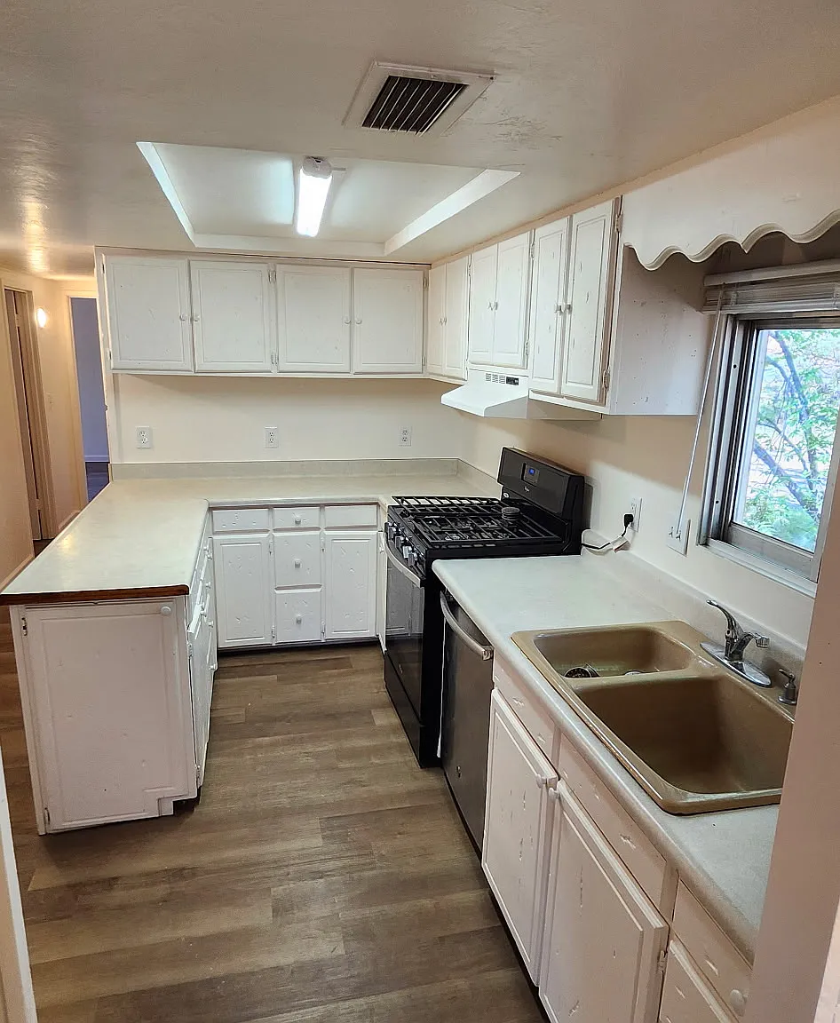 340 Andante Dr — Photo 1