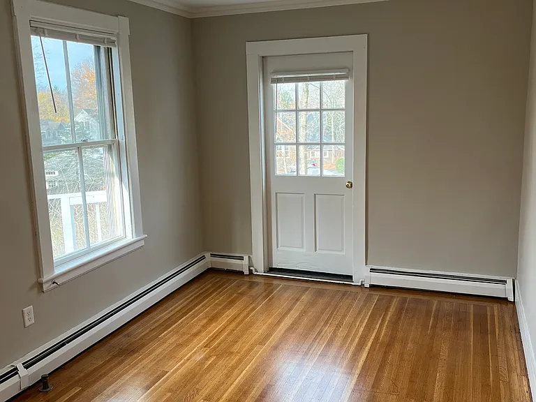 119 Main St #4 — Photo 6