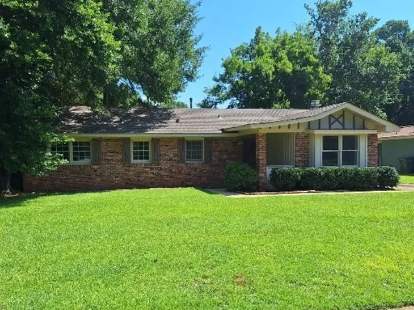 5751 Oakwild Dr, Montgomery, AL 36117