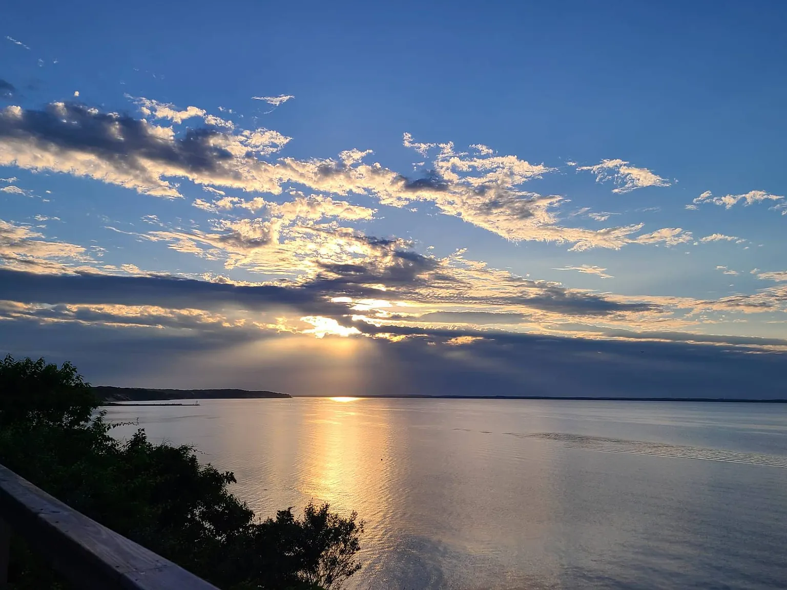Elegant Escape With Private Bay Beach Access — Photo 1