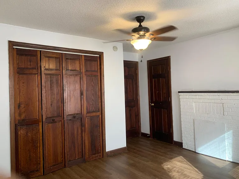 Front Guest Room has 2 closets