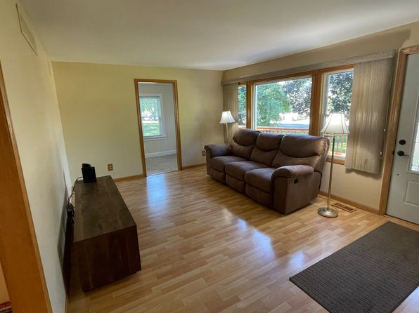 11743 213th Ave