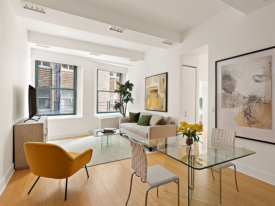 1st image of 80 John St APT 5C