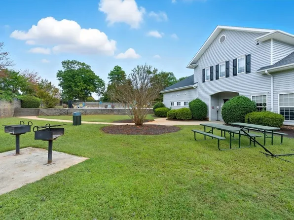 102 University Village Dr APT A, Central, SC 29630