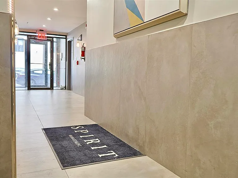 202 Grand St #6C — Photo 6