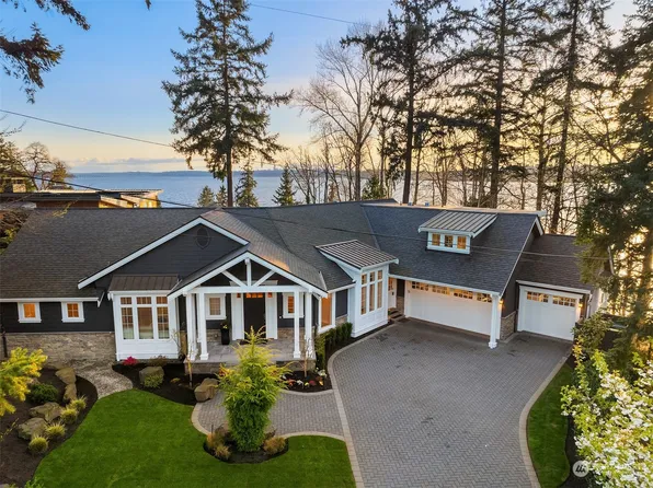 815 14th Avenue W, Kirkland, WA 98033