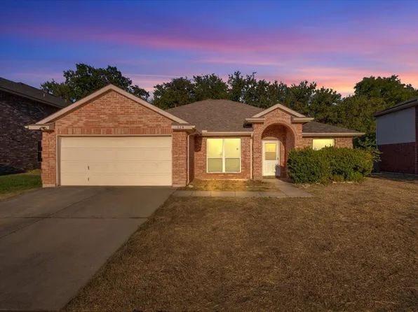 324 Marsha St, Saginaw, TX 76179