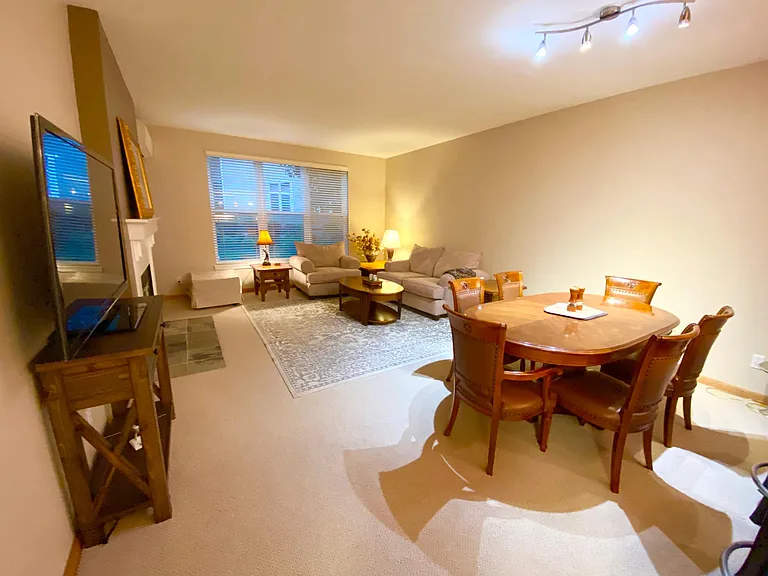 305 S Montgomery St #202 — Photo 5