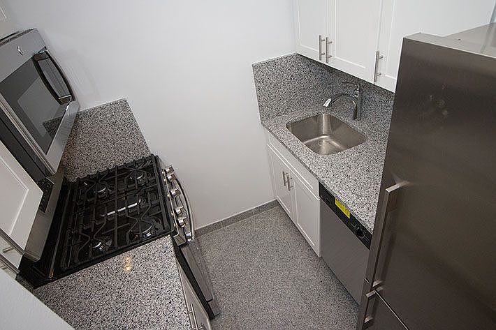 1st image of 1440 2nd Ave #8B