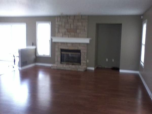2nd image of 714 Cherry St