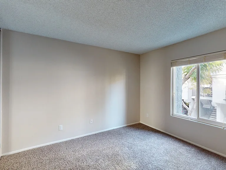 27 Seventy Five Mesa Verde — Photo 153