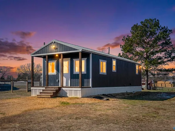 115 Lemons Rd, Grant, AL 35747
