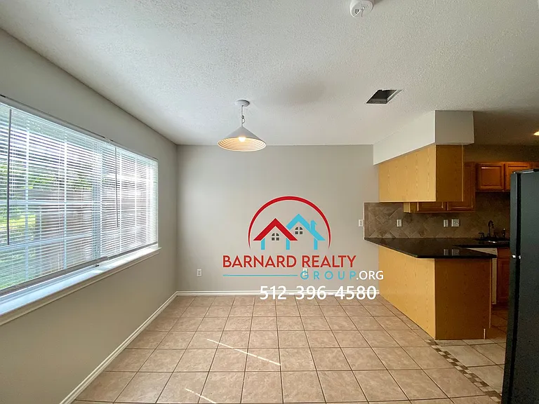 123 Crest Dr — Photo 5