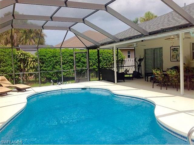 Very inviting screened pool and lanai