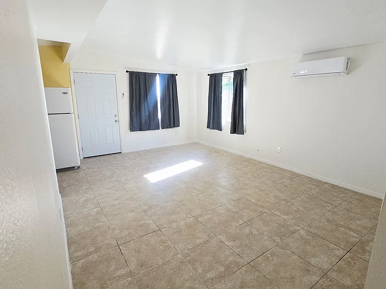 5350 Daisy Ave #1 — Photo 7