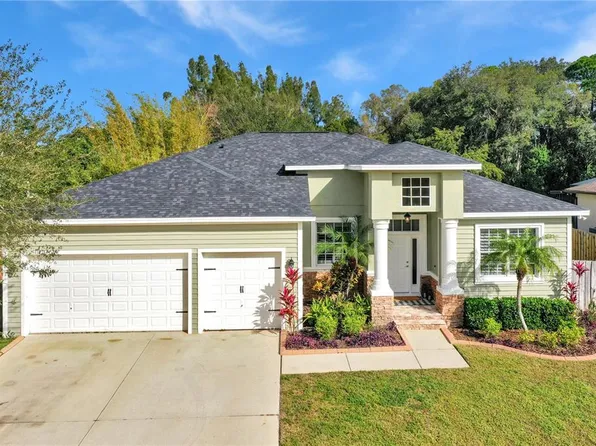905 8th Ave SW, Ruskin, FL 33570