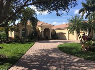 448 Terracina Way, Naples, FL 34119