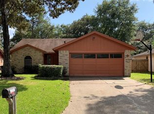 2714 Foliage Green Dr, Kingwood, TX 77339