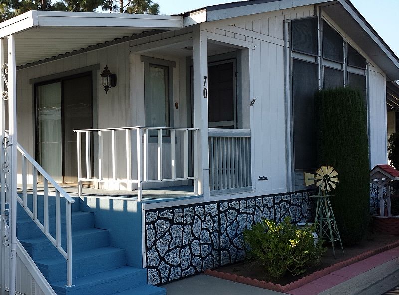 1st image of 2706 W Ashlan Ave Space 70