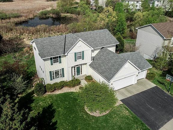 3rd image of 4635 Queensland Ln N