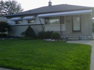 26101 Linwood St, Roseville, MI