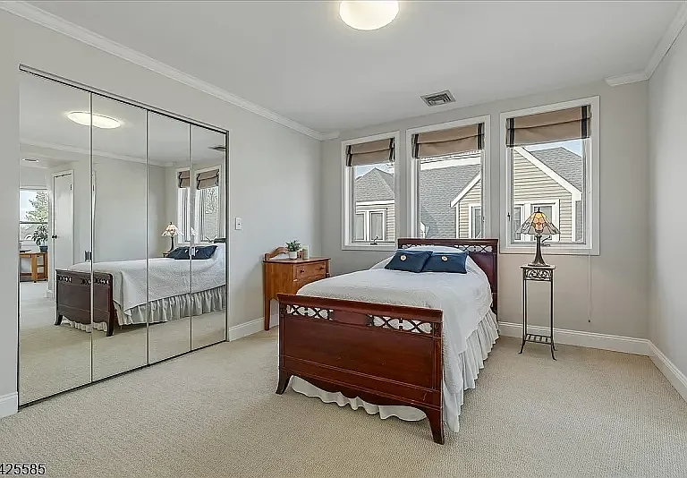 13 Franklin Pl #13-13-6D — Photo 27