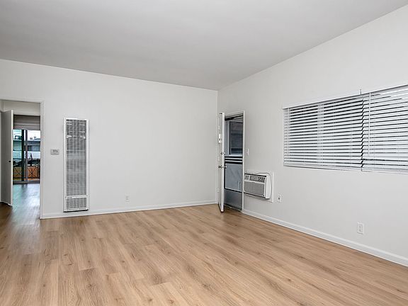 2nd image of 600 N Louise St APT 10