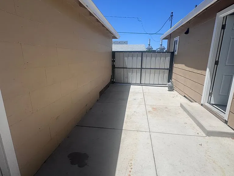485 Fleming Ln — Photo 17