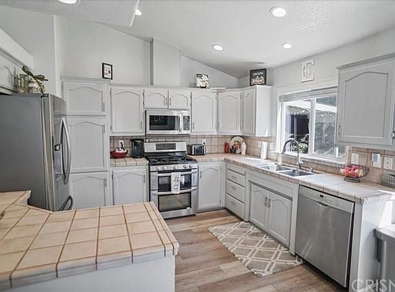 5th image of 20079 Canyon View Dr