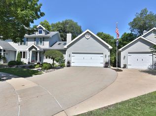 600 Duggan Dr APT 1, Dubuque, IA 52003