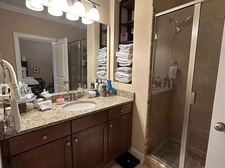 2114 Acklen Ave #305 — Photo 28