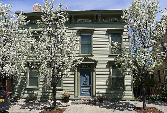 1st image of 118 Union St