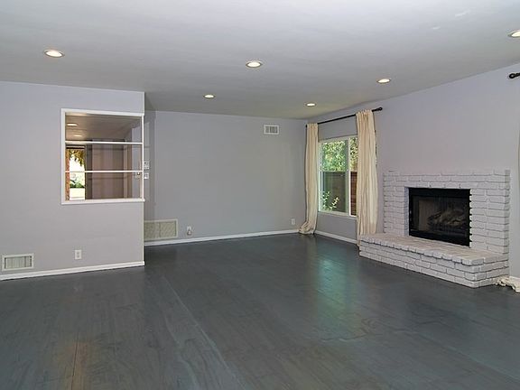 5th image of 5163 Comercio Ave