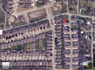 104 Stewart Bend Ct, Azle, TX 76020