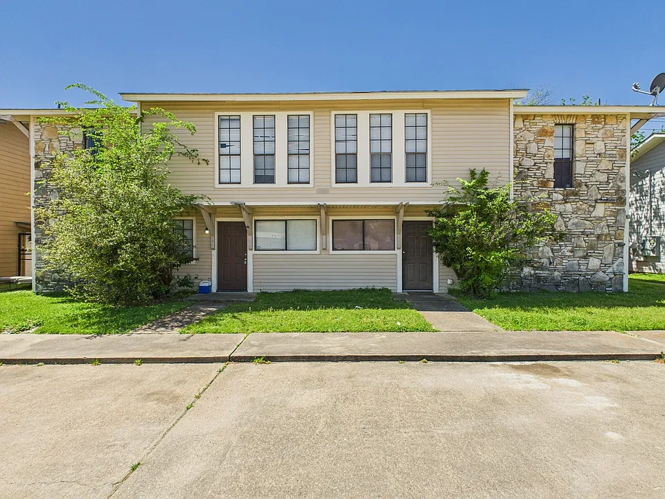 1108 Welsh Ave
