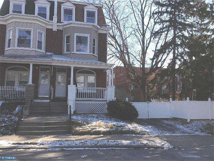 1st image of 7211-15 N 15th St