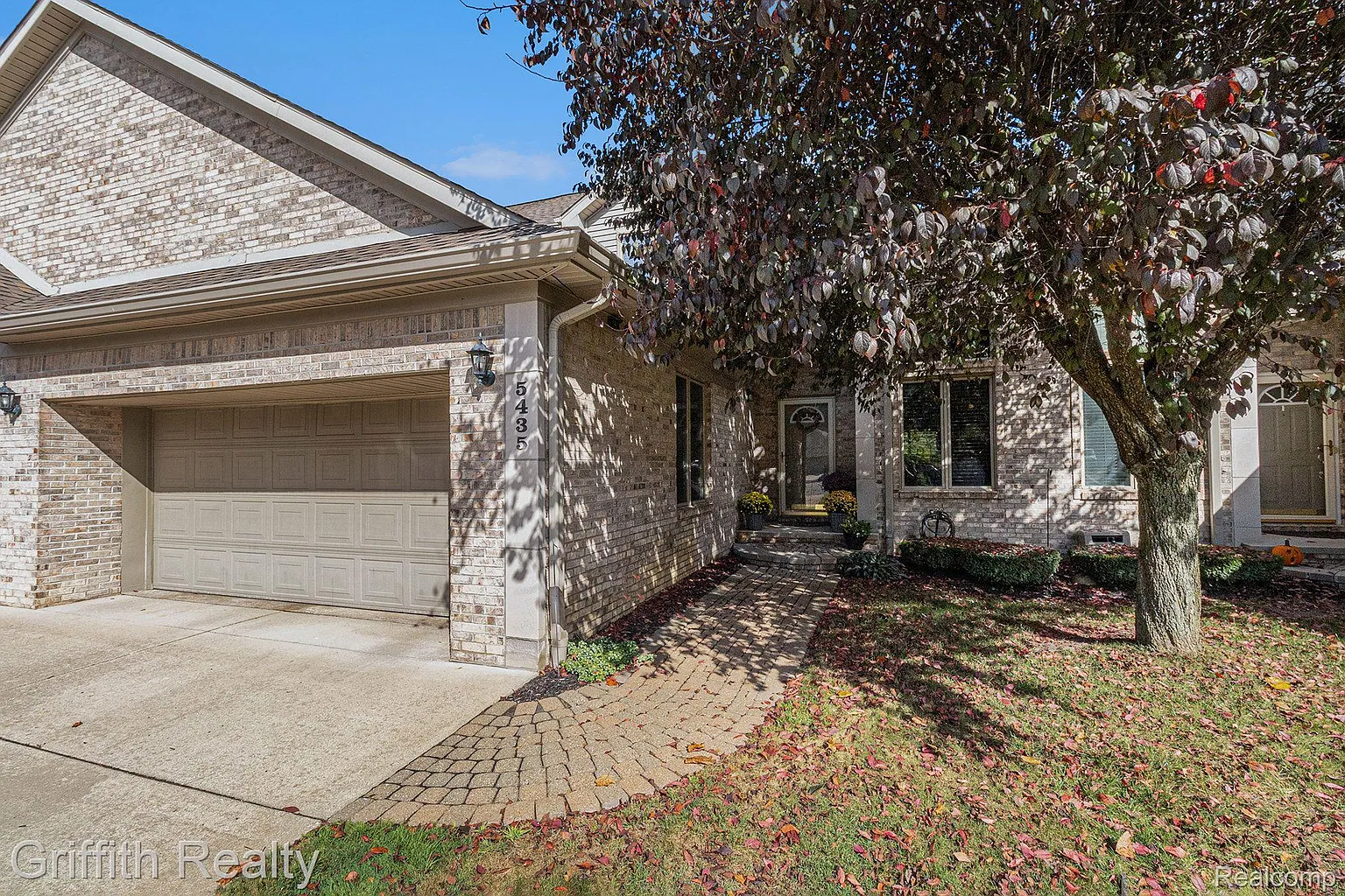 5435 Ivy Ct photo 1