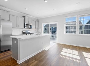 16653 Green Glade Dr, Brandywine, MD 20613
