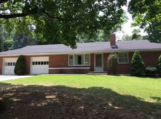 6430 Reynolds Mill Rd, Seven Valleys, PA 17360