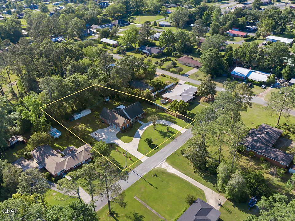 5365 Cherry St, Graceville, FL 32440 Zillow
