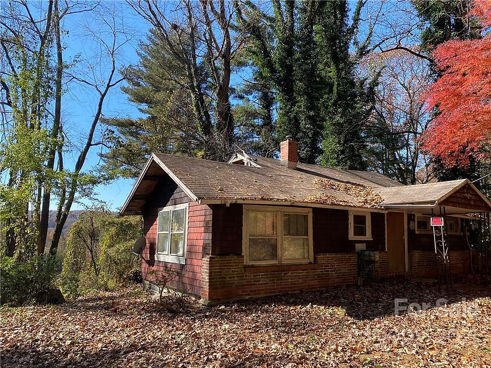 1st image of 520 Lyndhurst Dr