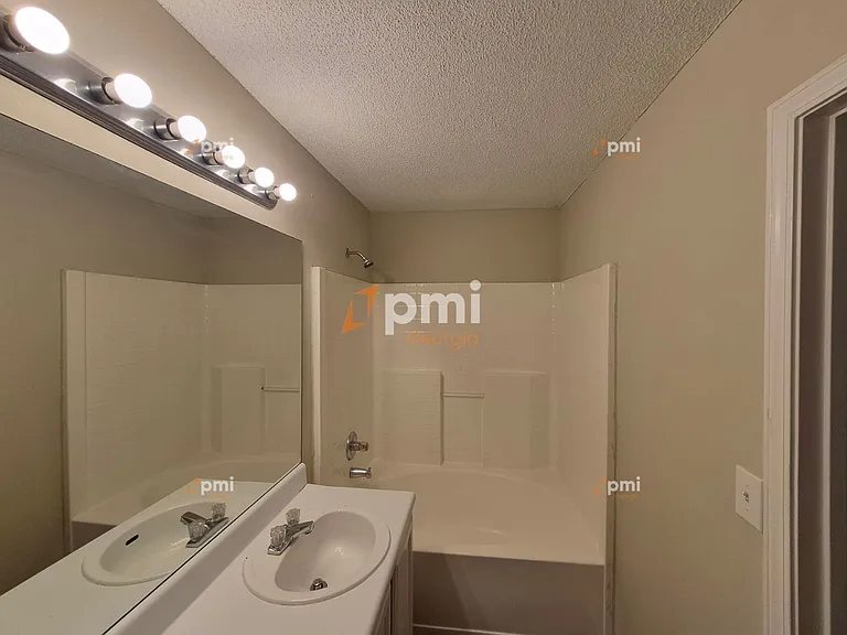 6215 Klondike River Rd — Photo 12