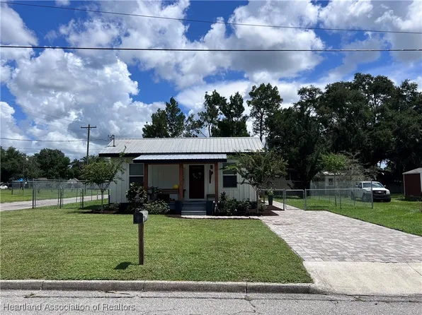 601 S 10th Ave, Wauchula, FL 33873